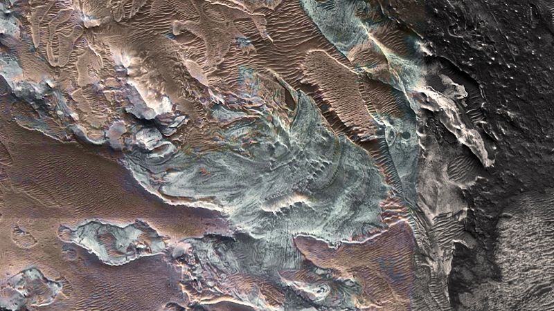 Hallan restos de un antiguo glaciar en Marte